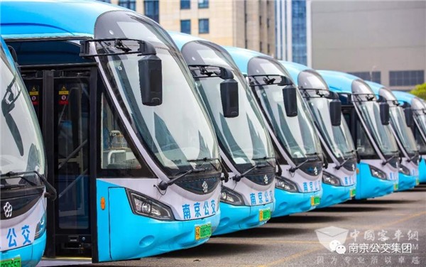 江苏：世界无车日 南京公交集团为市民提供多种“绿色套餐”