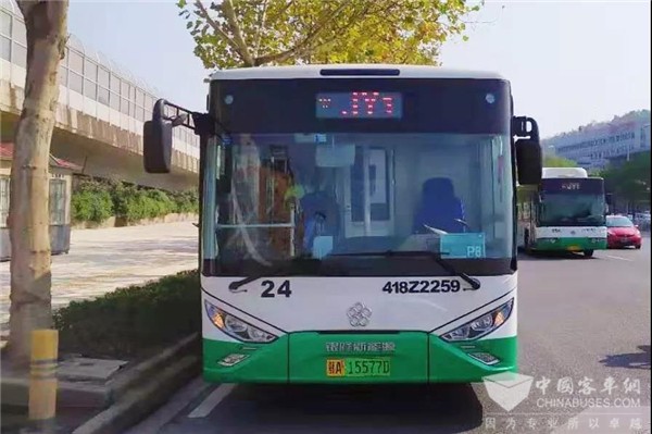 军运会上显身手！银隆新能源经典公交车提供出行保障