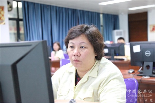 广州珍宝巴士唐少婉：化身线路“大脑”合理调度 让城市交通更顺畅