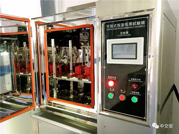 铺就客车安全行车路 中交安与您相伴一路同行！