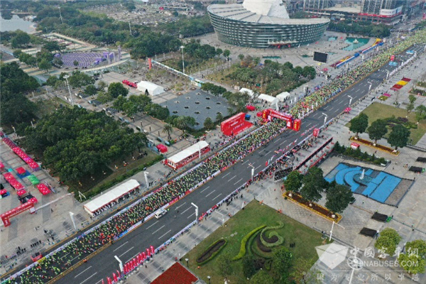 华南地区首批高端智能网联公交! 30辆宇通U10助跑东莞国际马拉松