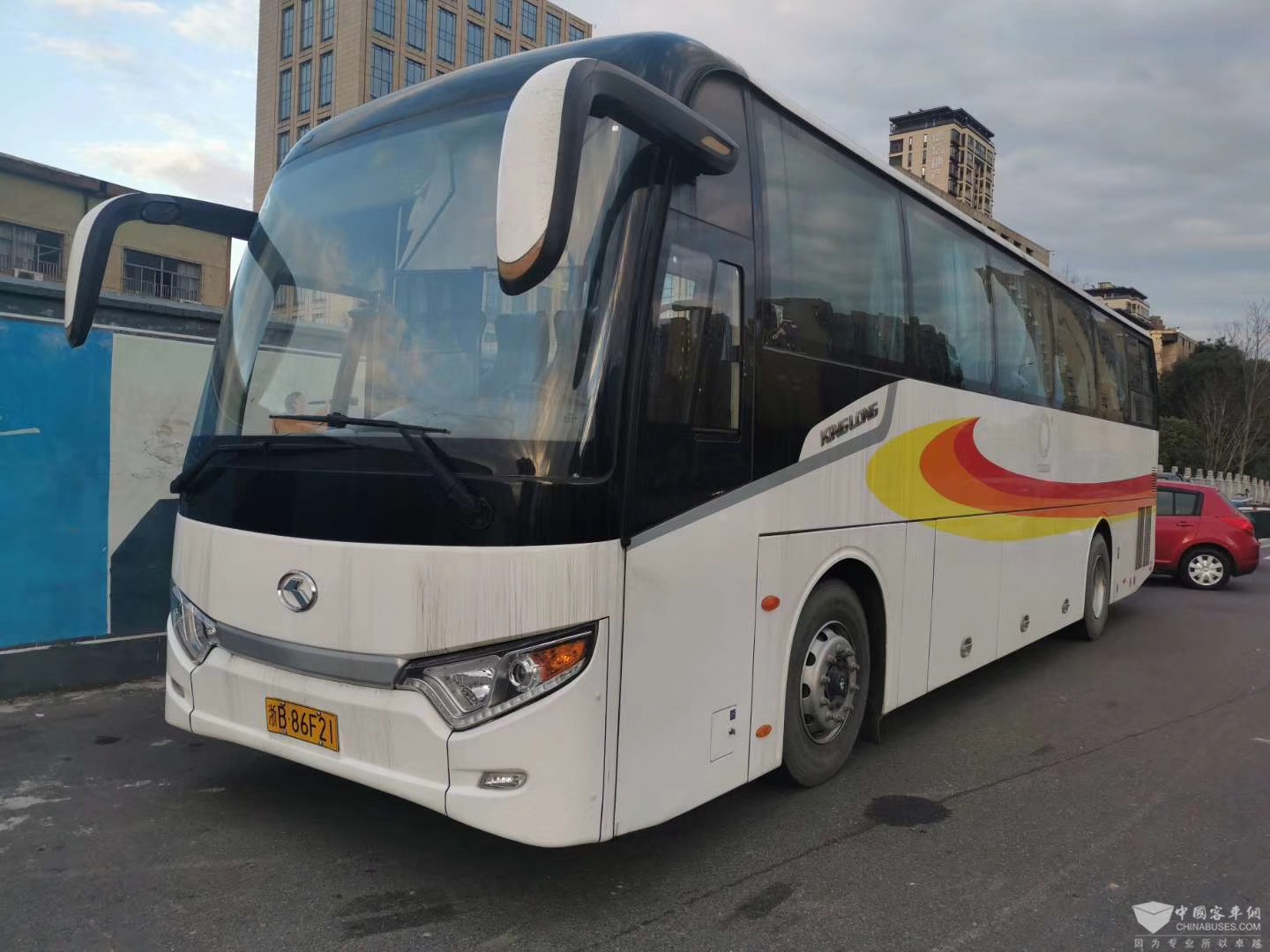 49座金龙客车