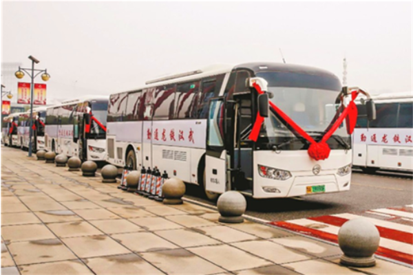 氢能开启明日蓝天 10台金旅氢燃料电池通勤客车交付武汉