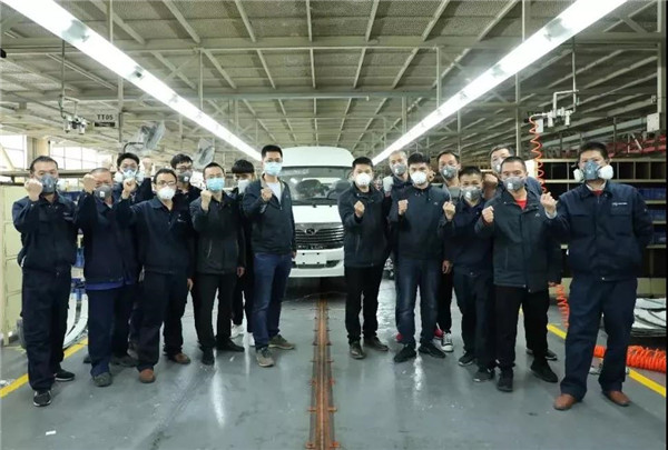 万众一心、共克时艰！抗击疫情金龙客车在行动