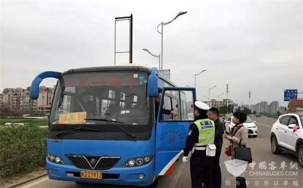 交通运输部：疫情防控期间农民工返岗包车免费通行