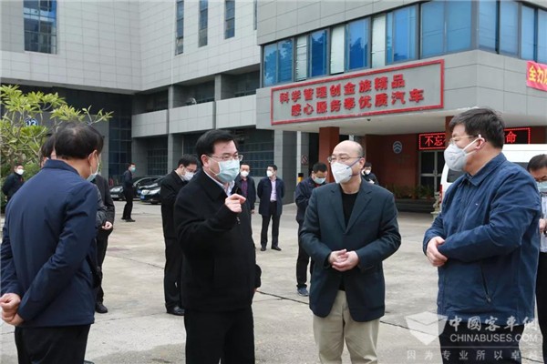 福建省委常委、厦门市委书记胡昌升调研金旅客车疫情防控和复工复产工作