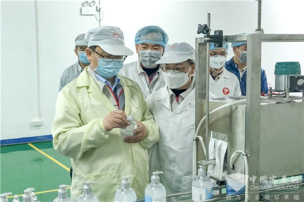 继援产口罩、消毒液后，比亚迪医用免洗消毒凝胶再度驰援抗疫