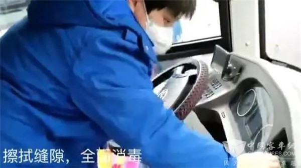 太原公交：巾帼英雄展风采，疫情防控“半边天”