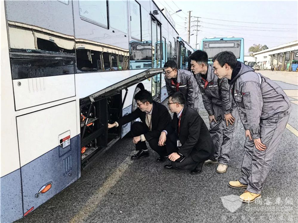 体验高铁品质！探秘中车电动“深海级”静谧客车