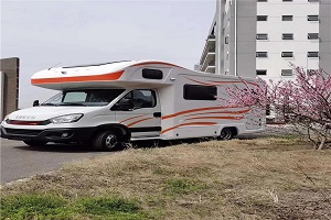 中昊2020款依维柯C型房车 温馨布局+六乘六卧