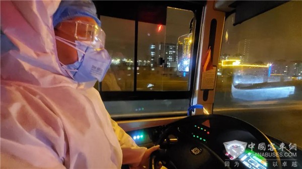 不获全胜不收兵！无锡公交集团防疫保障专线一直都在