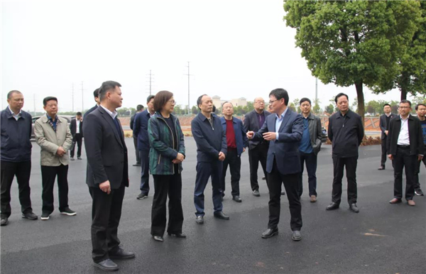 湖南省常务副省长谢建辉调研常德中车 高度认可新能源汽车扩产项目进展