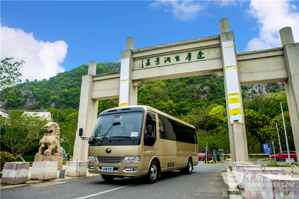 卓越品质开拓高端市场 宇通T7实力谱写“金陵赞”