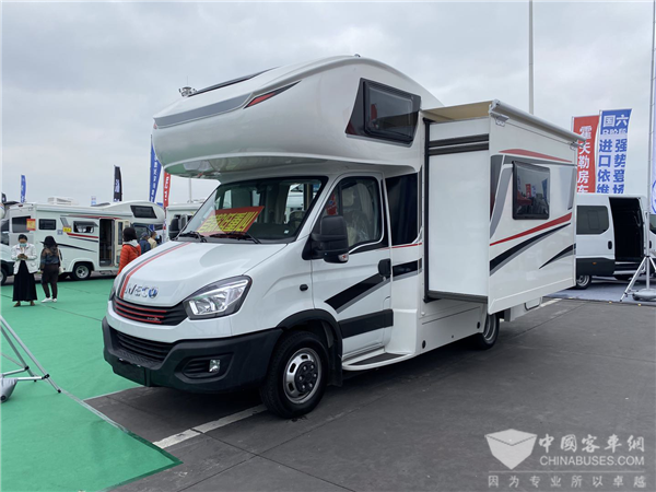 买房车 看底盘! 依维柯如何Hold住南京房车购车节?