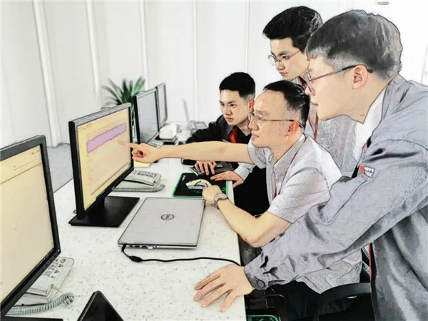 中车电动“云智通”团队：要让新能源客车“聪明”起来！