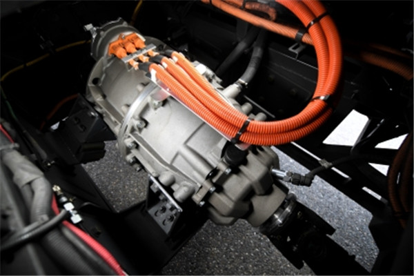 即插即用 灵活布置 采埃孚中央电驱动系统CeTrax即将量产