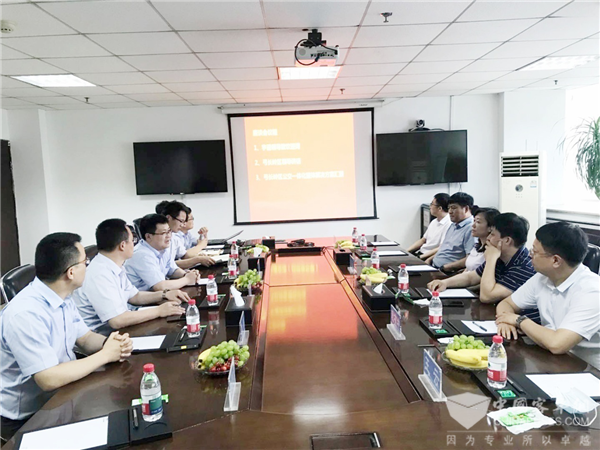 辽阳弓长岭区领导一行莅临宇通参观考察 点赞宇通智能驾驶技术