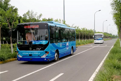 科技赋能 “智”启未来 中通智能驾驶客车亮相第四届世界智能大会