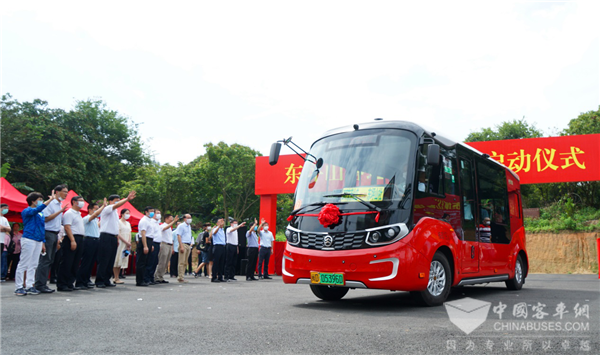 东坪山片区通公交了! 金旅星辰驶入厦门岛内海拔最高社区