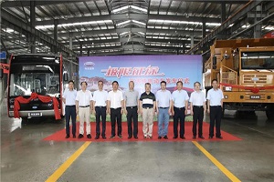 “史诗级交付”完成！开沃12米纯电动客车奔赴西藏