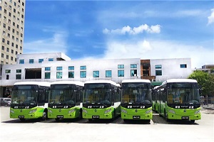 绿色出行 共建未来 18辆欧辉客车交付茂名交投