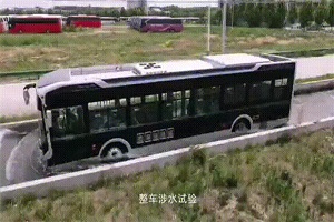 安全送达是我们的责任与使命 看“乘风破浪”的中通客车