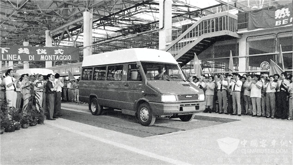 不变的依维柯品质 匠心服务几代用户!