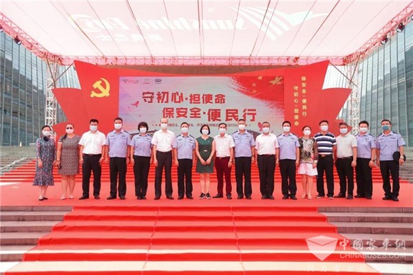 助力出行“最后一公里” 50辆安凯“便民小公交”交付广州新穗巴士