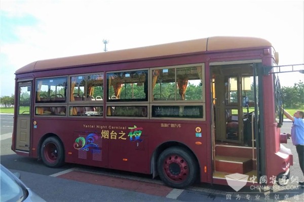 美车衬美景 银隆新能源仿古铛铛车入驻烟台