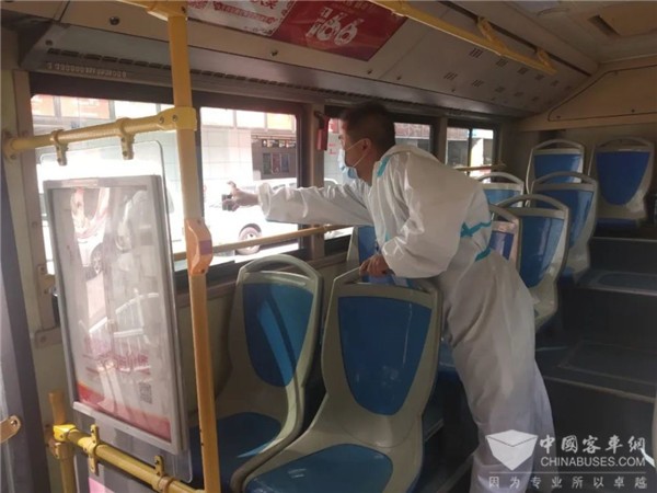 央视新闻点赞无锡公交集团防疫保障司机