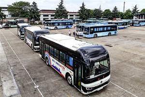 颠覆传统公交 盘毂动力首创“地铁巴士”