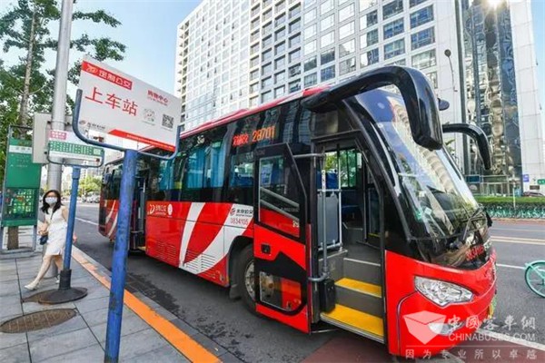 北京定制公交将开8条“通学”新线，学生乘车须家长陪同