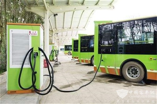 江苏宜兴城市公交4条线路集中更换30辆纯电动公交车