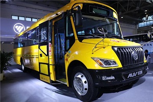 开展校车安全检查活动 福田欧辉专用校车伴您无忧出行