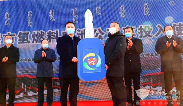 -40℃耐超低寒！银隆“奔马”氢燃料电池公交上线乌海 