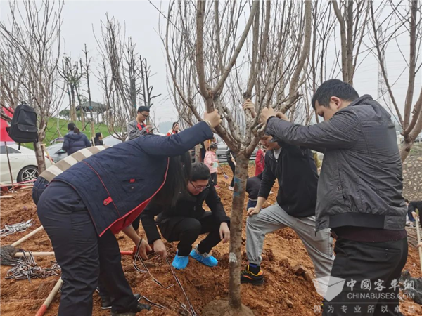 中车电动“車载爱—绿荫行动”