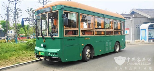 一城一景一文化 银隆仿古铛铛车化身汝州“旅游观光大使”