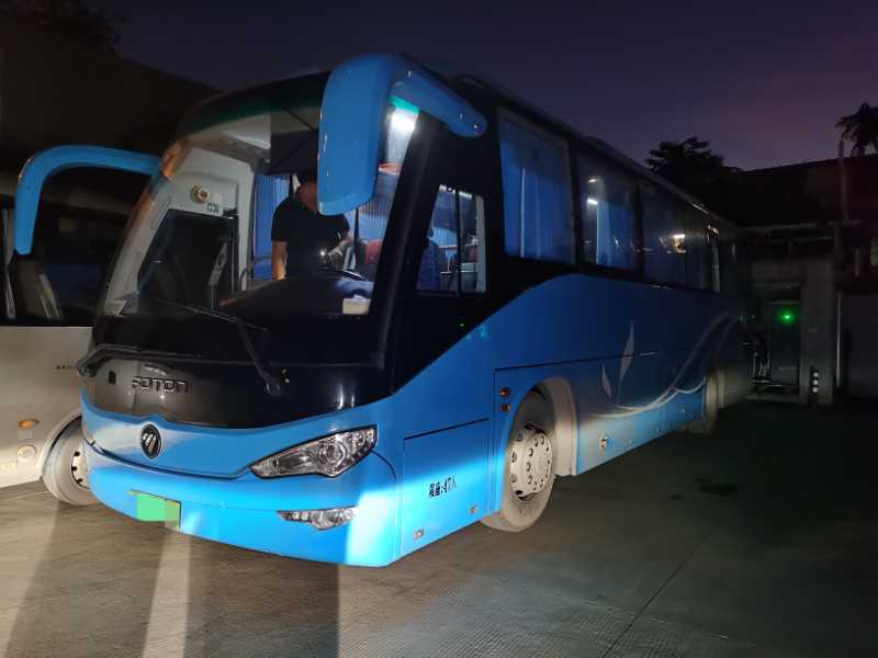 2015年12月 两台同款47座气囊有安全门福田6116客车