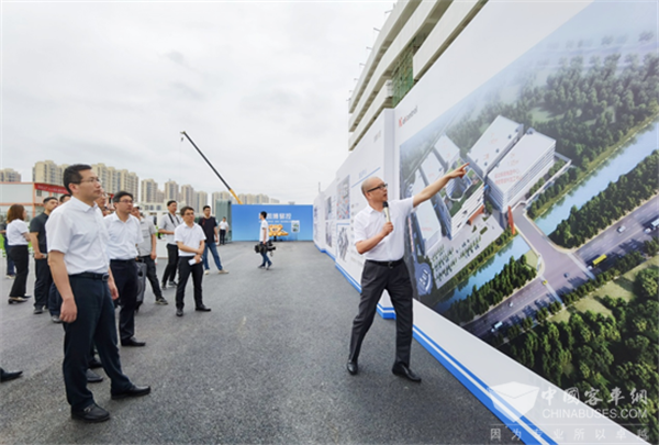 苏州市吴中区委书记丁立新率队赴凯博易控调研 勉励企业高质量创新发展