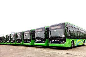 再斩获“回头客”订单！吉利远程客车批量交付“禾城”嘉兴