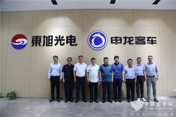 长治市经开区管委会主任李文斌一行赴申龙调研 就双方合作交换意见