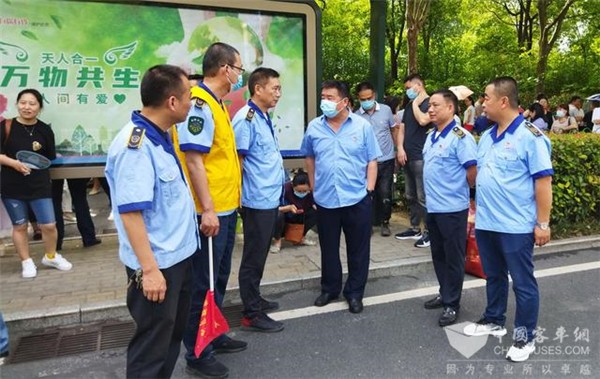 合肥公交集团倾情服务高考考生