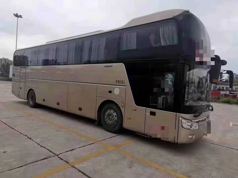 转让两台17年7月份48座，国五排放，宇通6126 带后门