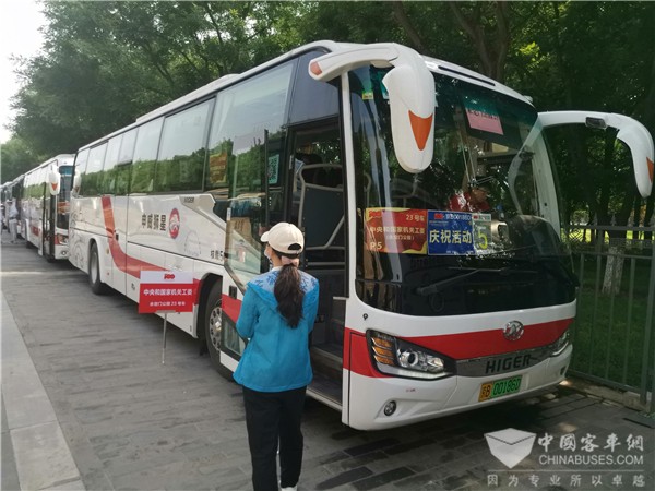 庆祝建党100周年! 苏州金龙荣耀护航国之盛典