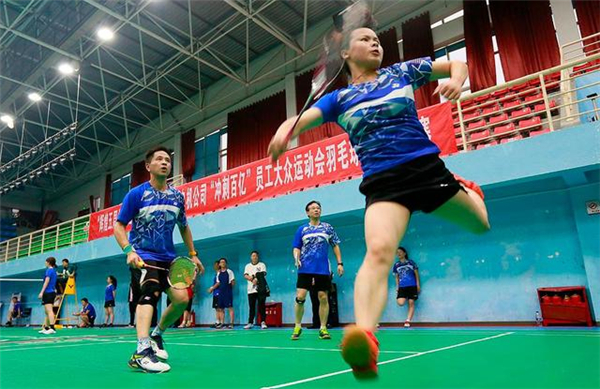 中车电动：红心向党，“羽”你相约