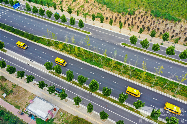 为莘莘学子保驾护航 70辆宇通专用校车交付杭州淳安