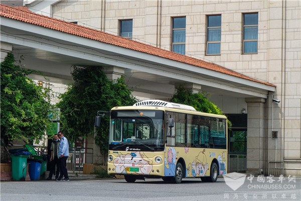 萌力十足! 苏州金龙纯电微巴阳澄湖畔“出圈”