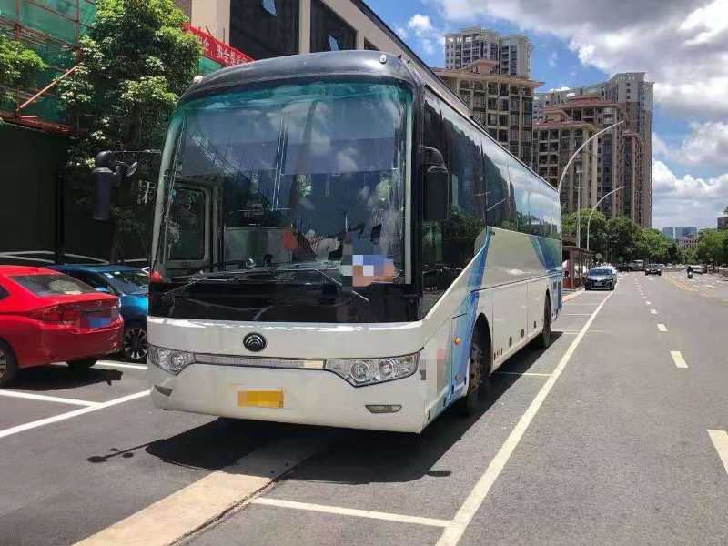 2013年7月 49座气囊中门卫生间宇通6122型客车