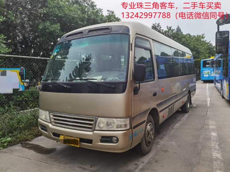 特价出一台广州牌2013年3月23座非营运江铃中巴