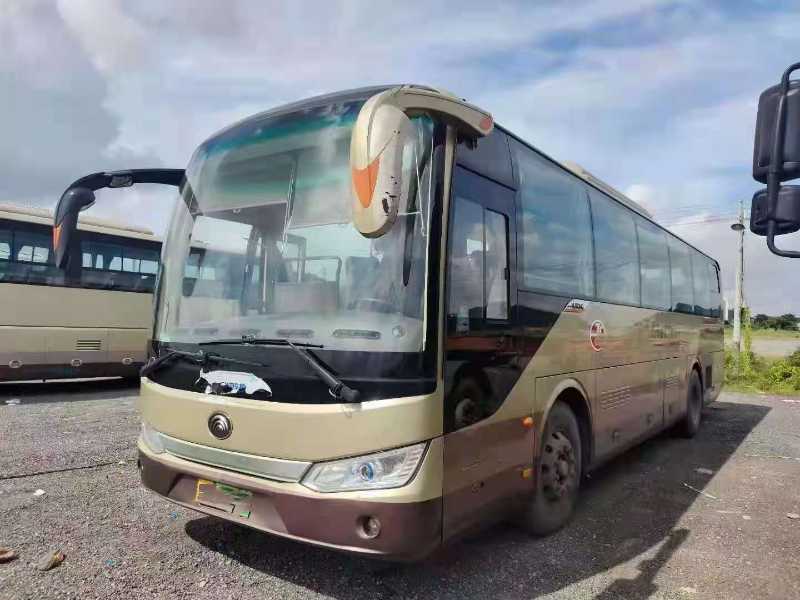 2015年8月 45座非营运带两年质保新能源宇通客车